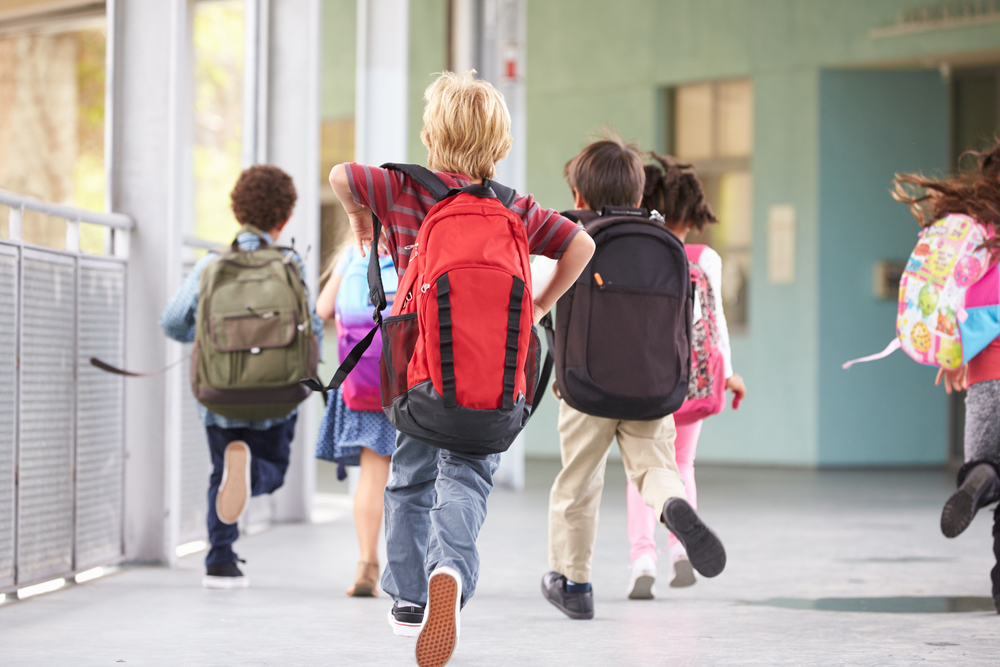 小学生から通える声優の学校を3社で比較してみました ヨガインストラクター えりかのハッピーコラム